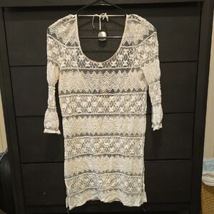 Gianni Bini Cream Lace/Crochet Style Swim Coverup